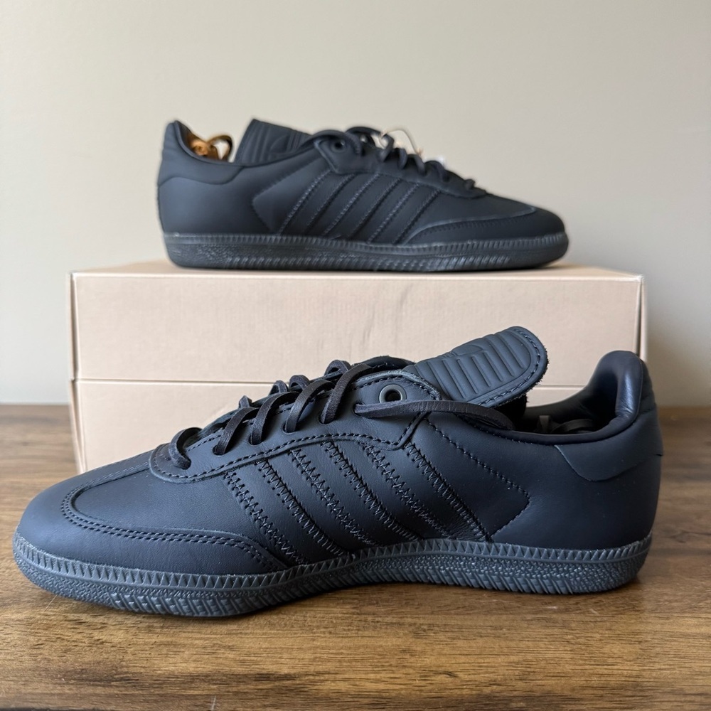 ADIDAS HUMAN RACE SAMBA LOW TOP SNEAKERS NIGHT GREY MENS SIZE 4.5 WOMENS 5.5 NWB - Picture 4 of 12